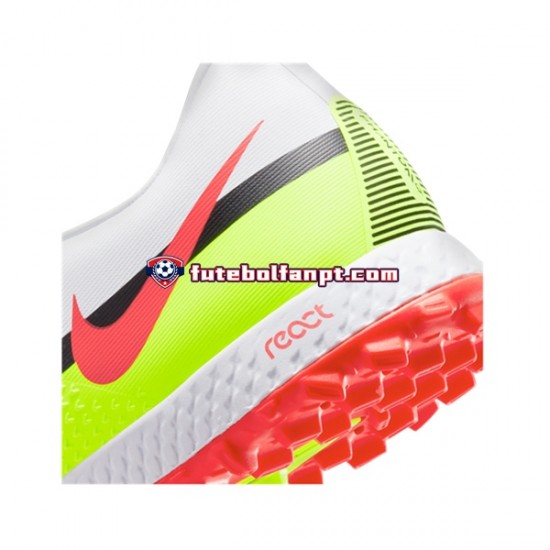 Vermelho Branco Nike React Phantom GT2 Motivation Pro TF Chuteiras de futebol