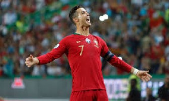 Ronaldo, 39, ainda insiste